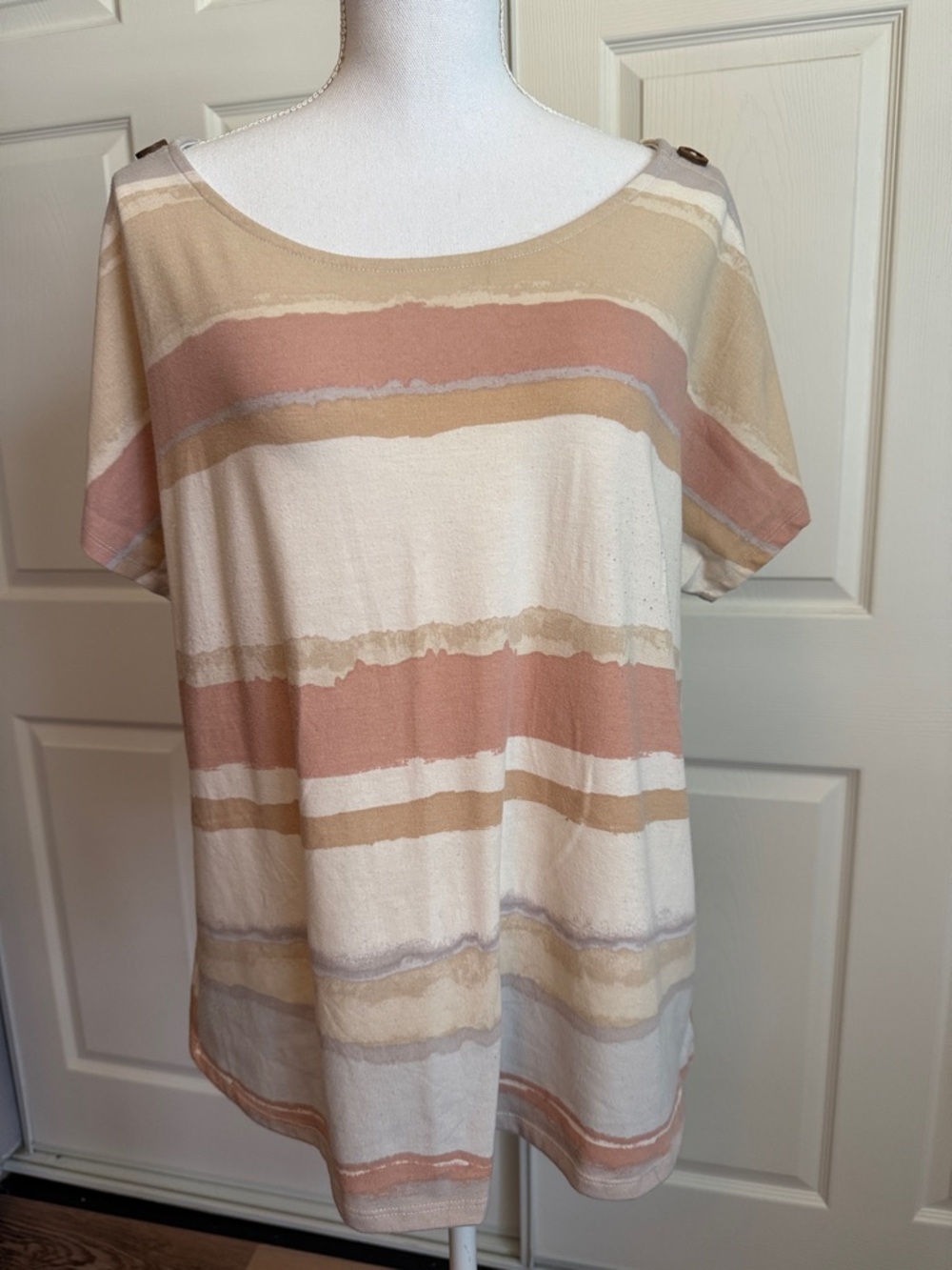 Striped Scoop Neck Short Sleeve Tee in Beige and Pink